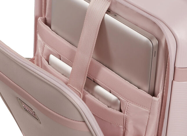 Frontlomme med rom for PC