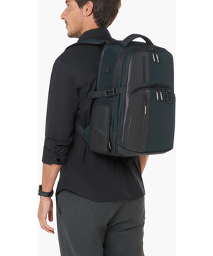 Biz2go Ryggsekk 17.3" 47 x 35 x 22/26 cm | 1.3 kg Biz2go Ryggsekk 17.3" 47 x 35 x 22/26 cm | 1.3 kg