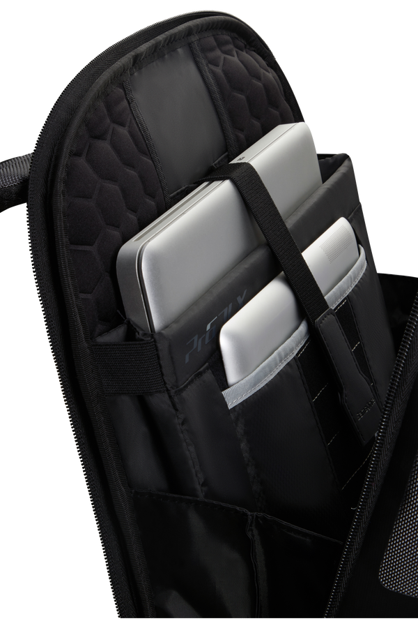 Samsonite Pro-DLX 6 Backpack Slim 15.6'  Framed