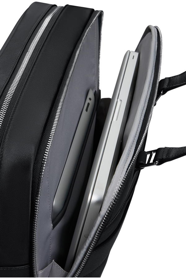 Samsonite Karissa Evo Bailhandle 15.6' 2 Comp  Svart