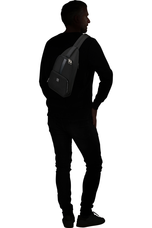 Samsonite Sacksquare Sling Bag M  Svart Samsonite Sacksquare Sling Bag M  Svart