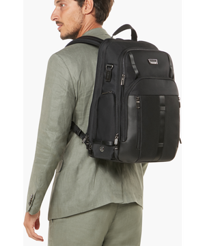 Urban-Eye Ryggsekk 17.3" 47 x 32 x 22/25 cm | 1.4 kg Urban-Eye Ryggsekk 17.3" 47 x 32 x 22/25 cm | 1.4 kg