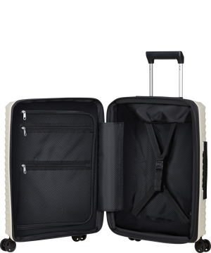Upscape Utvidbar koffert med 4 hjul 55cm 55 x 40 x 20/23 cm | 2.3 kg