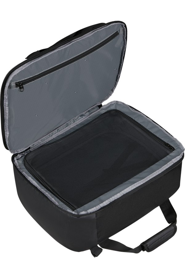 Samsonite Roadseeker Duffle/Backpack Underseater M  Deep Black Samsonite Roadseeker Duffle/Backpack Underseater M  Deep Black