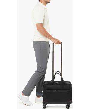 Pro-DLX 6 PC veske med hjul 15.6" 40 x 43 x 20 cm | 3.2 kg Pro-DLX 6 PC veske med hjul 15.6" 40 x 43 x 20 cm | 3.2 kg