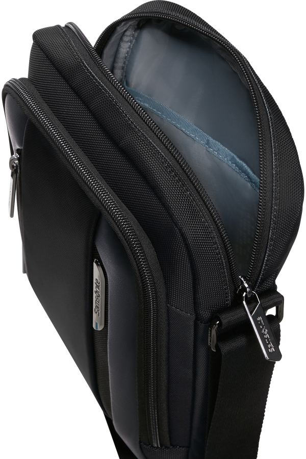 Samsonite Spectrolite 4.0 Sacks Tablet Crossover M  Svart Samsonite Spectrolite 4.0 Sacks Tablet Crossover M  Svart