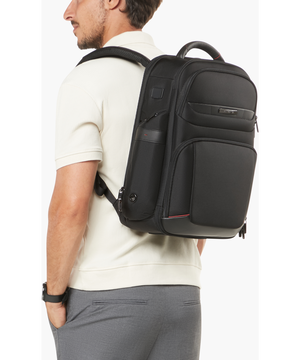 Pro-DLX 6 Ryggsekk 15.6" 45 x 35 x 20 cm | 1.3 kg Pro-DLX 6 Ryggsekk 15.6" 45 x 35 x 20 cm | 1.3 kg