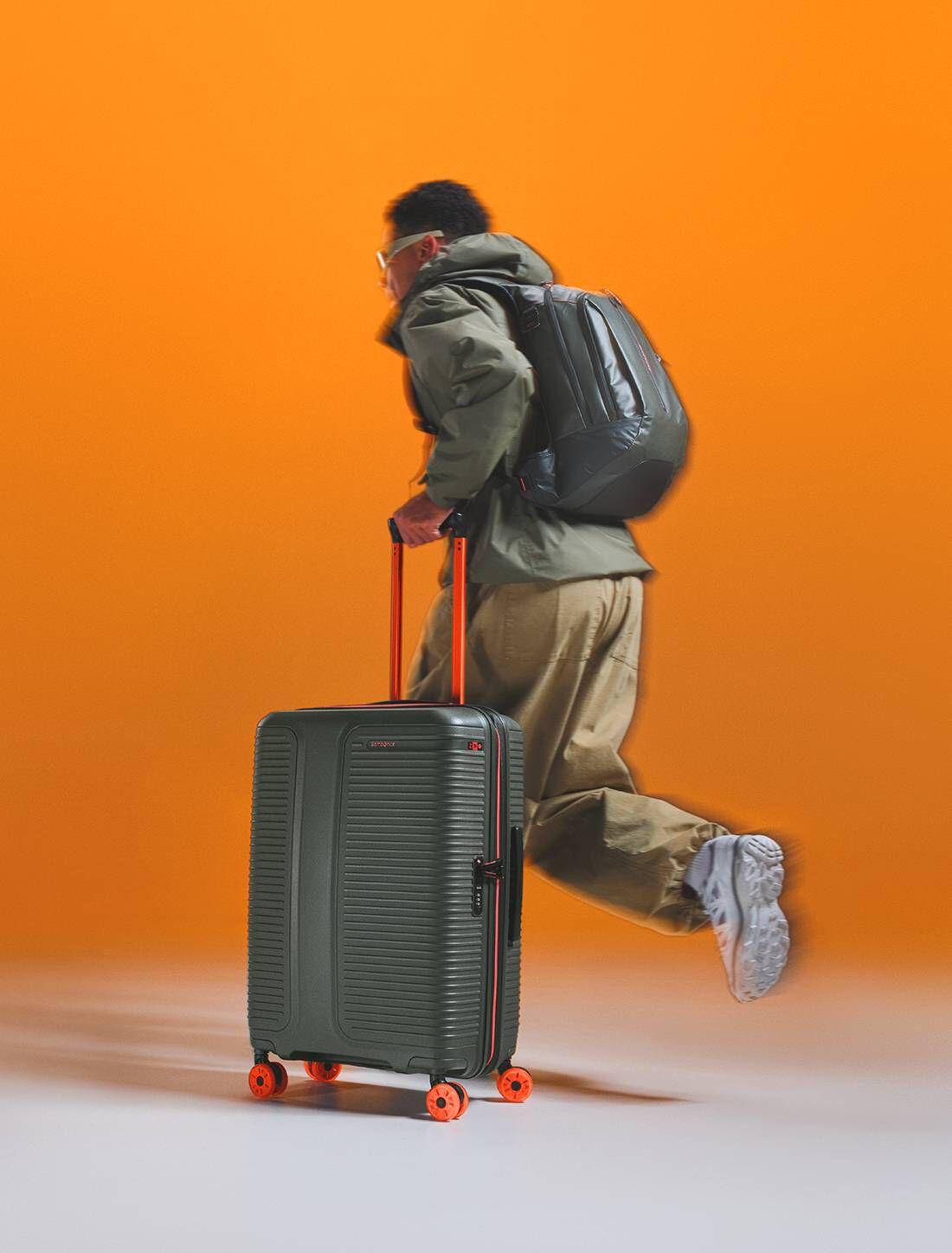 DEN USTOPPELIGE REISEKOMBINASJONEN